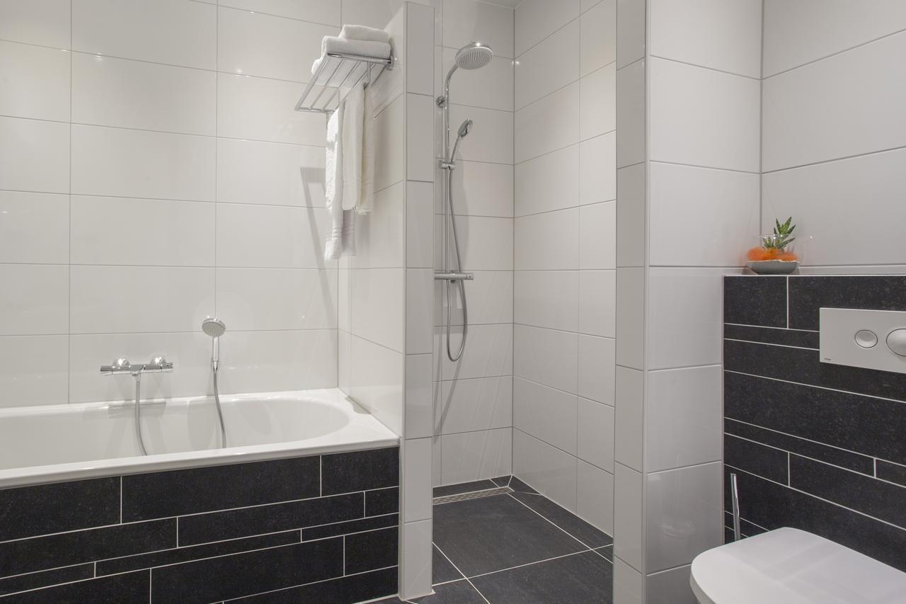 Hotel Bladel Екстериор снимка