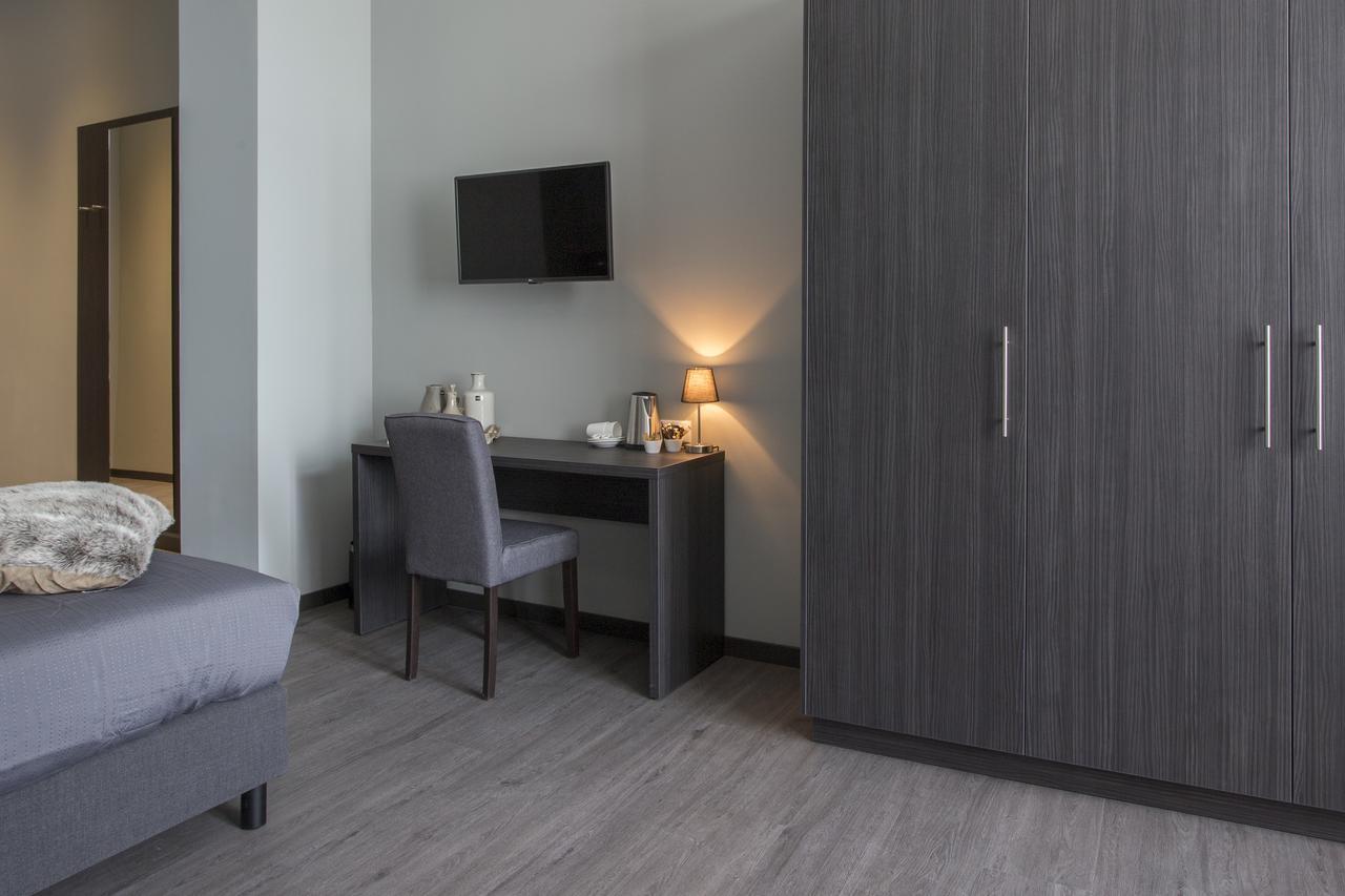Hotel Bladel Екстериор снимка
